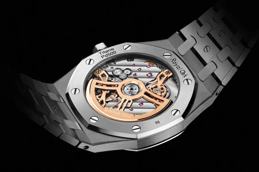 Maillons du bracelet intégré